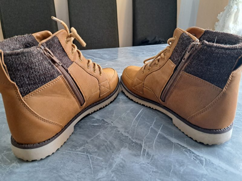 FILA Damen Boots Stiefeletten Braun Gr. 39 mit Reißverschluss – Bild 8 von 11