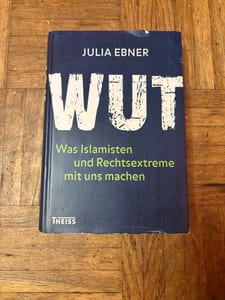Wut – Julia Ebner — Bild 1 von 2 anzeigen