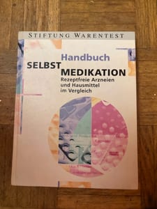 Handbuch Selbstmedikation – Stiftung Warentest — Bild 1 von 2 anzeigen