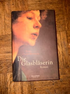 Die Glasblässerin – Petra Durst-Benning — Bild 1 von 2 anzeigen