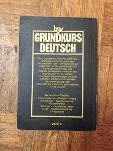 Grundkurs Deutsch 4 – Lyrik Gegenwartssprache — Bild 2 von 2 anzeigen