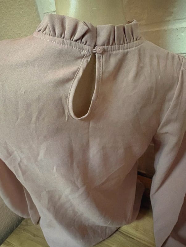 Bluse mit Perlenbesatz — Bild 2 von 6