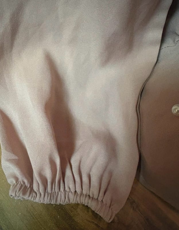 Bluse mit Perlenbesatz — Bild 4 von 6