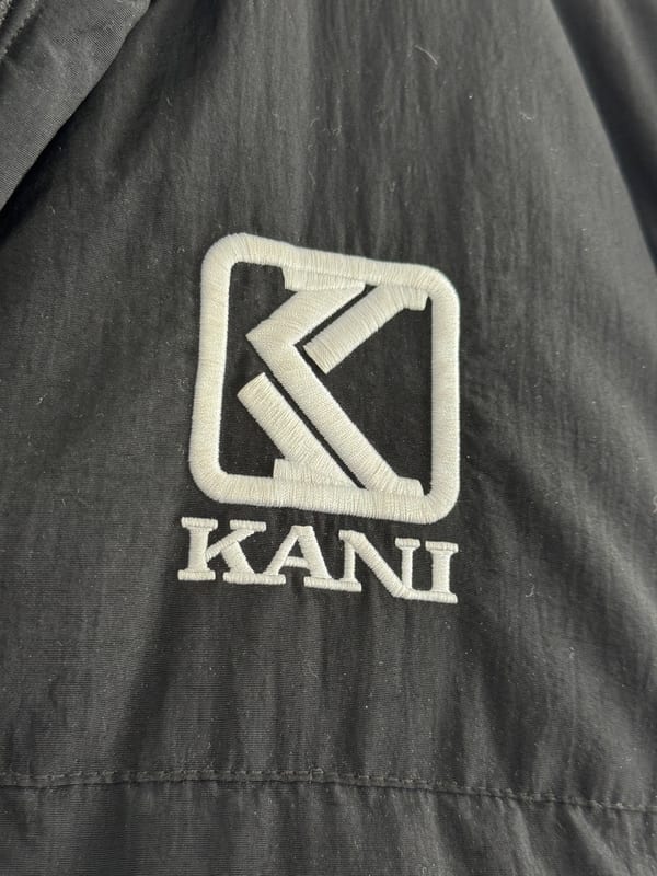Kani Schwarze Wattierte Weste Gr. XL — Bild 4 von 4