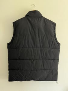 Kani Schwarze Wattierte Weste Gr. XL — Bild 2 von 4 anzeigen