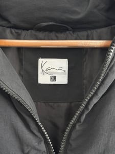 Kani Schwarze Wattierte Weste Gr. XL — Bild 3 von 4 anzeigen