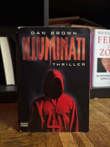 Illuminati – Dan Brown — Bild 1 von 2 anzeigen