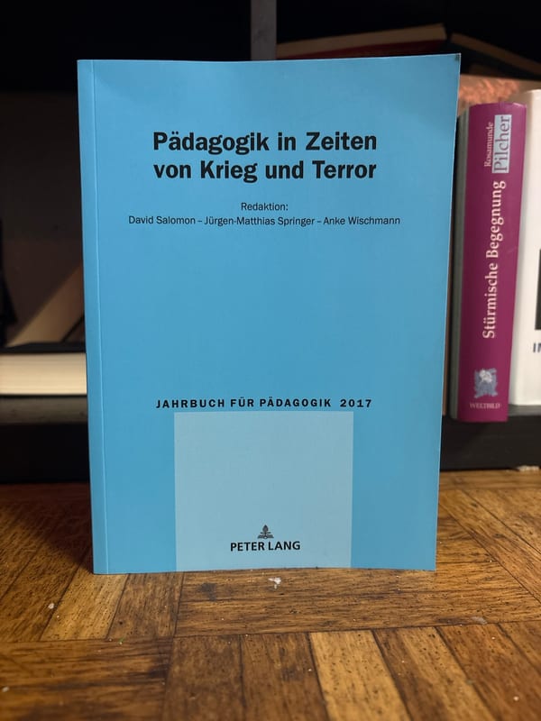 Pädagogik in Zeiten von Krieg und Terror — Bild 1 von 2