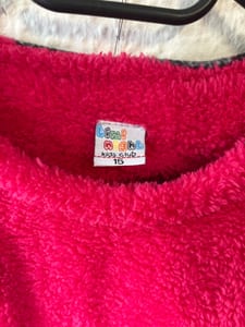 Bimi Night Kids Club Fleece-Schlafanzug, Gr. 15 (türkische Größe) – Ananas-Print — Bild 4 von 4 anzeigen