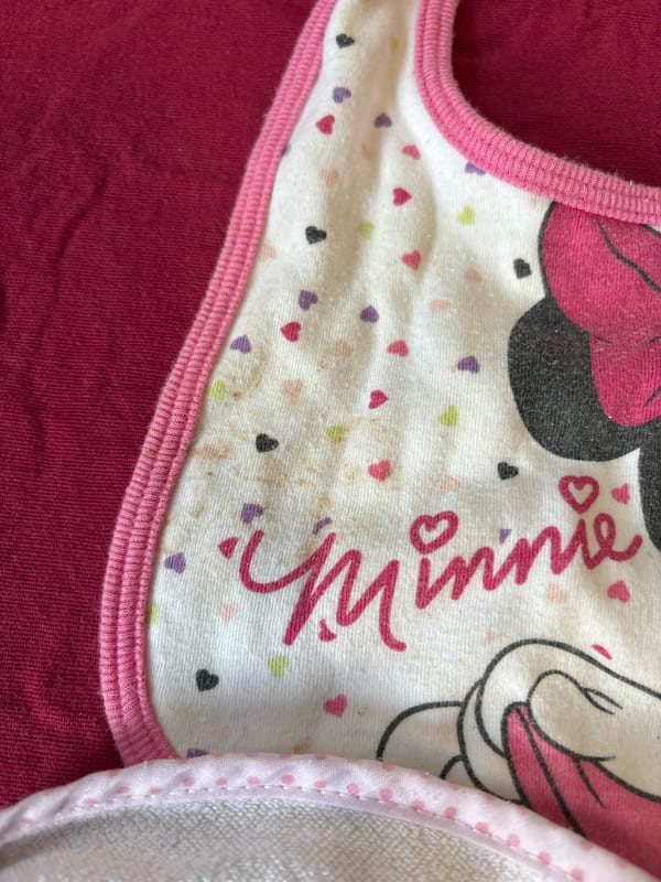 4er Set Baby-Lätzchen – Minnie Mouse & Uni — Bild 2 von 3
