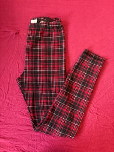 Shein Karierte Hose, EU 152 (US 11-12Y) – Rot-Schwarz-Weiß — Bild 1 von 2 anzeigen