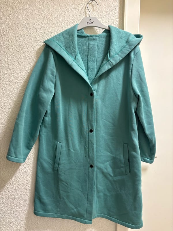 Fleece-Mantel mit Kapuze, Mintgrün/Türkis, Gr. L — Bild 1 von 5