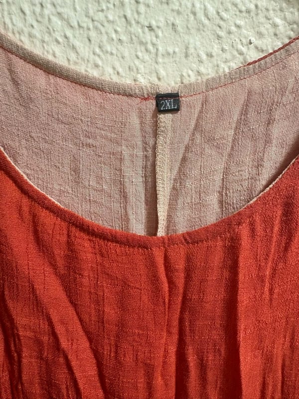 Oversize Kleid in Terrakotta mit Unterkleid – Sommerkleid — Bild 1 von 5