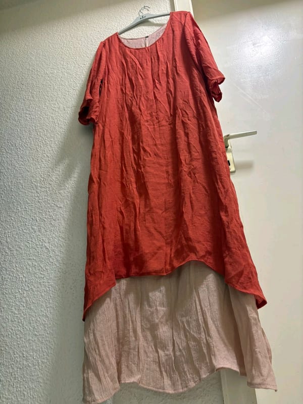 Oversize Kleid in Terrakotta mit Unterkleid – Sommerkleid — Bild 2 von 5