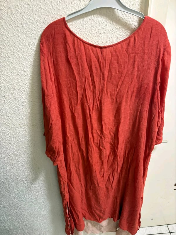 Oversize Kleid in Terrakotta mit Unterkleid – Sommerkleid — Bild 5 von 5