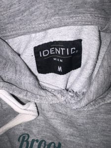 Grauer Hoodie mit Print "Brooklyn Downtown Players" — Bild 2 von 5 anzeigen