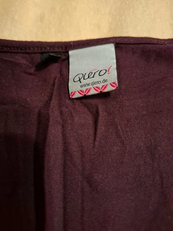 Langarm Jerseykleid in Bordeaux, figurbetont — Bild 3 von 4