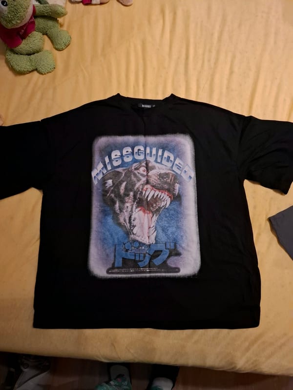 Schwarzes Oversize-T-Shirt mit Hunde-Print — Bild 1 von 4