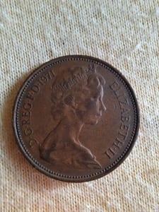 Britische 2 New Pence Münze, Elizabeth II, 1971 – Sammelmünze — Bild 2 von 2 anzeigen