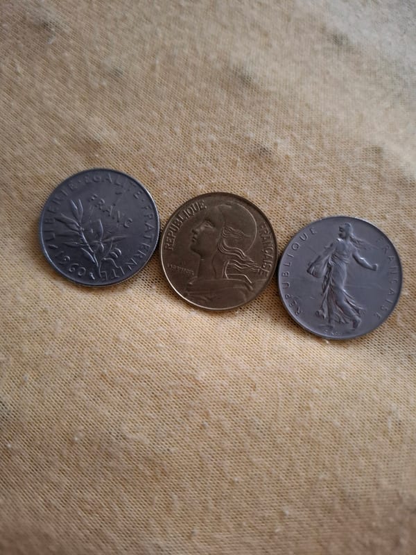 Französische Münzen Set – 1 Franc & 20 Centimes — Bild 2 von 2
