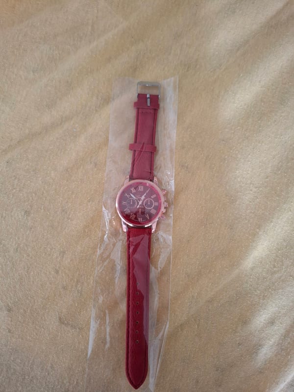 Armbanduhr von Geneva  — Bild 2 von 3
