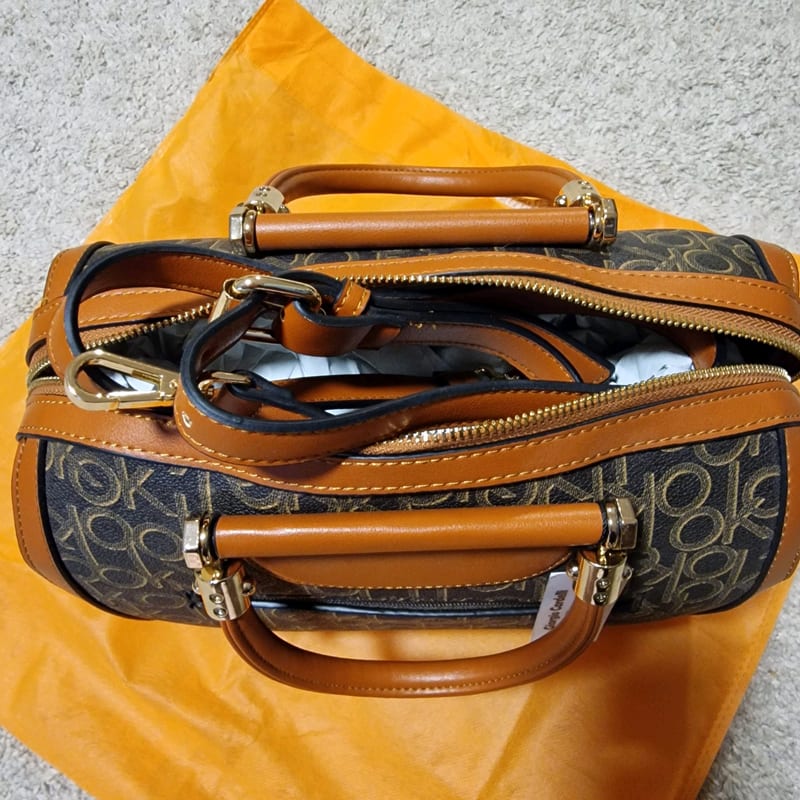 Handtasche Bowling-Form Monogramm Braun/Cognac – neu mit Etikett — Bild 2 von 3
