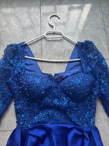 Damen Langes Abendkleid royalblau mit Pailletten und langen Ärmeln – Größe S – Königsblau — Bild 3 von 8 anzeigen
