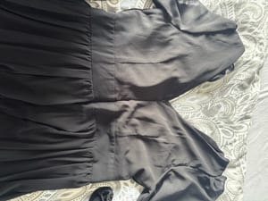 Damen Schwarzes langes Kleid mit Rüschen und Ärmeln – Größe XL — Bild 5 von 10 anzeigen