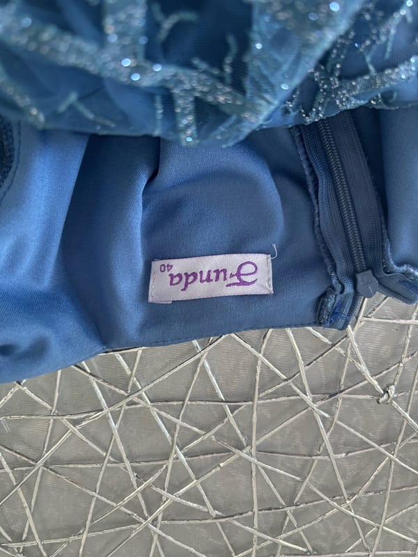 Damen Festliches blaues Kleid mit Glitzer und langen Ärmeln – Größe 40 – Bild 5 von 6