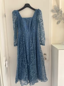 Damen Festliches blaues Kleid mit Glitzer und langen Ärmeln – Größe 40