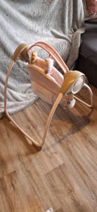 Ingenuity Swing 'n Go Babyschaukel – Größe 68 – Rosa — Bild 3 von 5 anzeigen