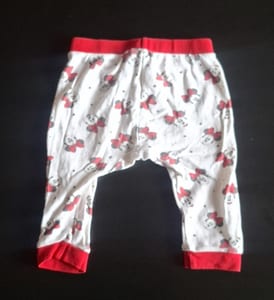 Mädchen 2er Disney Freizeitanzüge/Schlafanzüge "Minnie Maus" Gr.74/80 – Rot/Grau — Bild 10 von 10 anzeigen