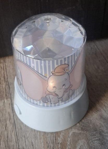 Disney's Dumbo Nachtlicht für Babys und Kleinkinder – Bild 2 von 3