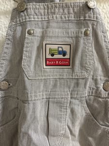 Kinder-Latzhose im Streifen-Design – Jungen, Latzhose – Größe 80 – Grau-Weiß — Bild 2 von 3 anzeigen