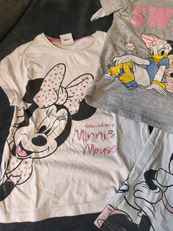 3er Set Kinder-Shirt mit Minnie-Mouse-Motiv Gr. 110/116 – Bunt – Bild 3 von 4