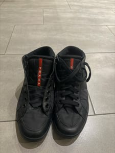 Prada Herren Schwarze High-Top-Sneaker – Größe 42 — Bild 8 von 8 anzeigen