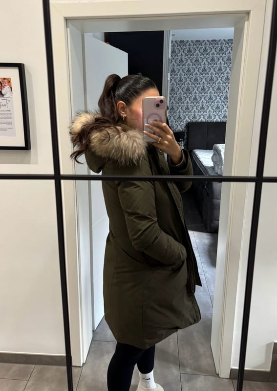 Woolrich Damen Daunenjacke – Größe S – Grün