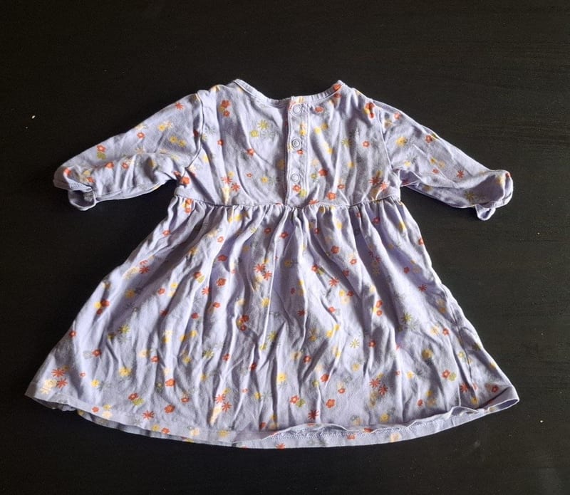 Baby-Langarmkleid mit Blumenmuster (Gr. 74/80) – Lila – Bild 2 von 2