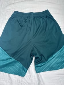 Herren Trainingsset Fußball – Ärmelloses Shirt und Shorts in Petrolgrün – Größe M — Bild 7 von 7 anzeigen