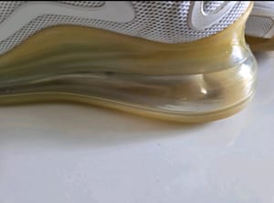 Damen Weiße Airmax 720 mit Luftsohle Gr. 39 — Bild 4 von 4 anzeigen