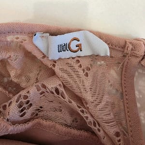 Body in Altrosa mit Spitzeneinsatz – Damen – Größe S — Bild 2 von 3 anzeigen
