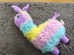 Kuscheltier Lama in Pastellfarben – Plüschtier — Bild 1 von 3 anzeigen