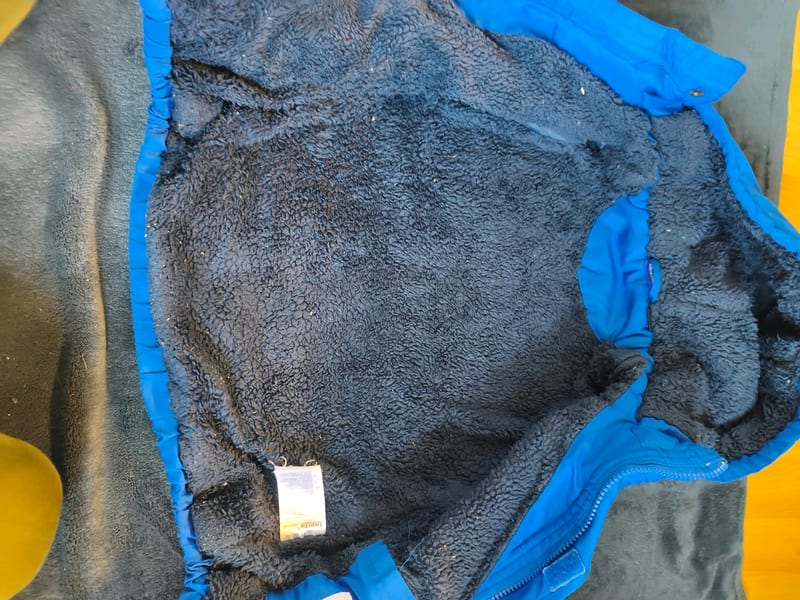 Jungen Gefütterte Winterjacke mit Kapuze in Blau – Weltraum-Motiv – Größe 116 – Bild 6 von 8