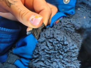 Jungen Gefütterte Winterjacke mit Kapuze in Blau – Weltraum-Motiv – Größe 116 — Bild 5 von 8 anzeigen