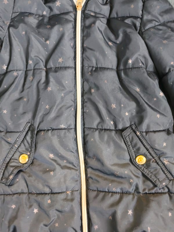 Mädchen Winterjacke mit Sternen-Muster und Kapuze – Größe 98 – Blau – Bild 2 von 7
