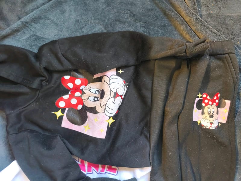 Mädchen Minnie Maus Set – Hoodie und Hose, Schwarz – Größe 122 – Bild 2 von 4