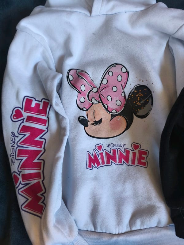 Mädchen Minnie Maus Set – Hoodie und Hose, Schwarz – Größe 122 – Bild 3 von 4