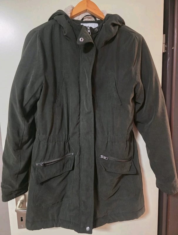 Damen-Jacke von Dust in Dunkelgrün Gr. M