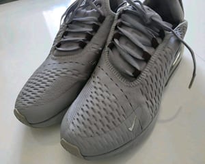 Nike Air Max 270 Damen Sneaker Helllila EU 39 – Größe 39 — Bild 2 von 6 anzeigen