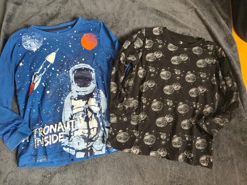 2x Langarmshirt Astronaut Weltraum – Jungen – Größe 110 – Blau